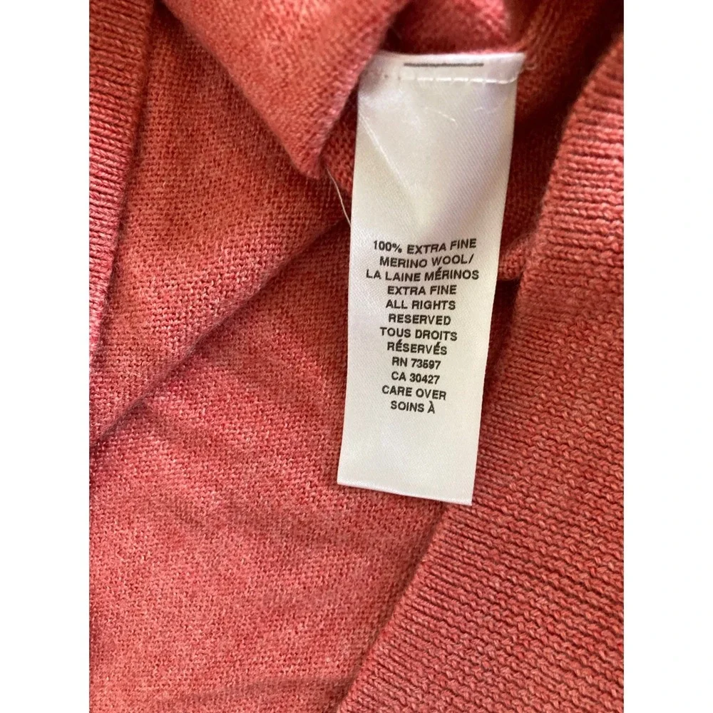 Raffi  Mens Extra Fine Merino Wool V-Neck Sweater Coral Pink Large